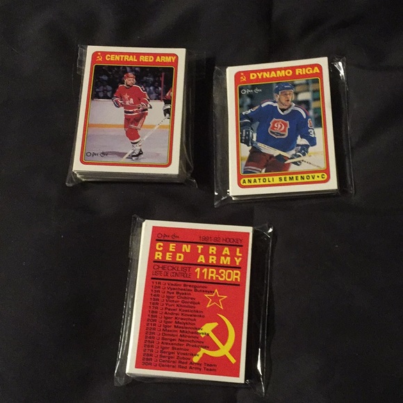 1990-91 & 1991-92 O Pee Chee Red Army / Dynamo Riga - Picture 1 of 2
